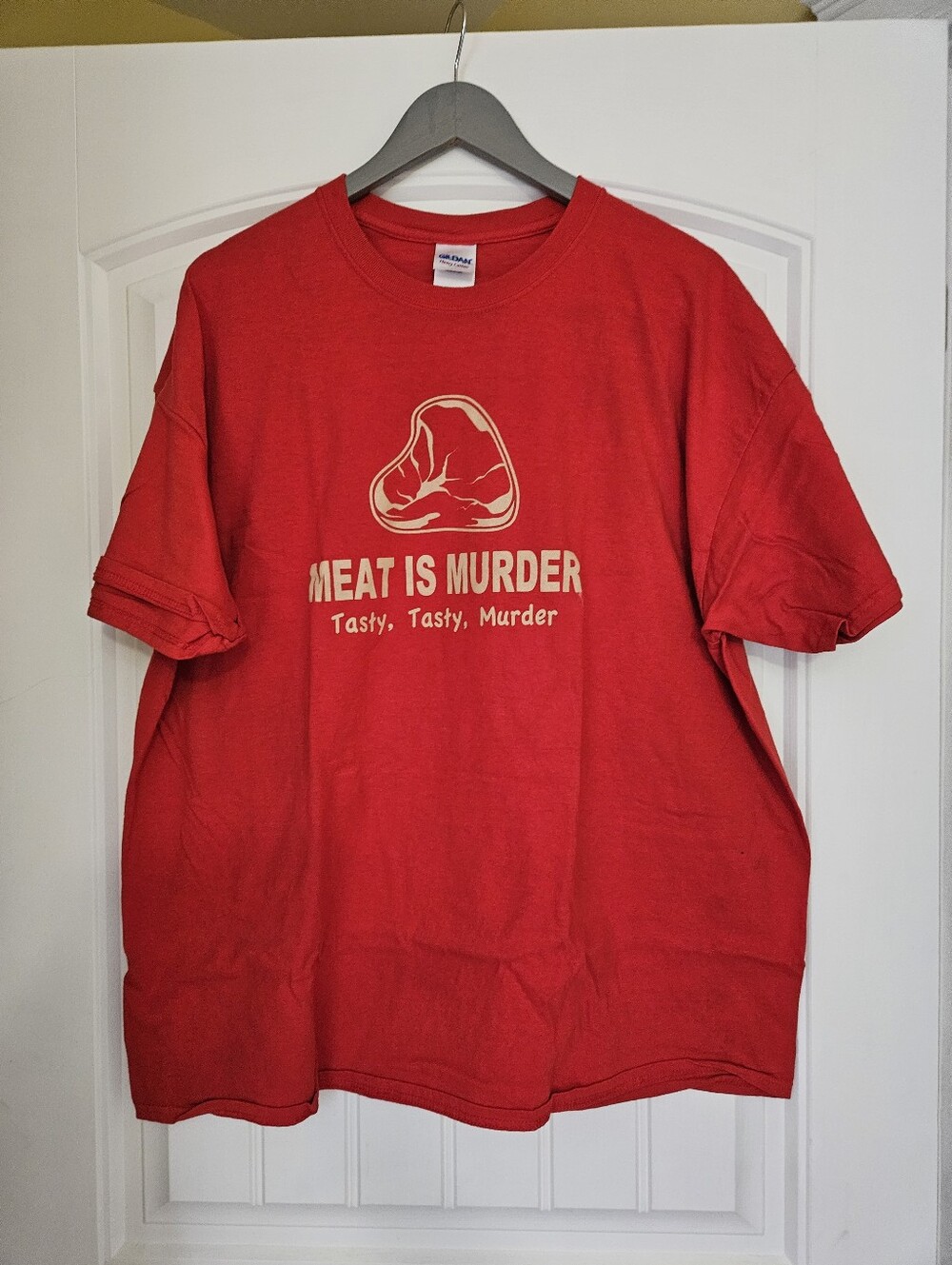NWOT Mens Red Graphic Tee 2XL "Meat Is Murder"